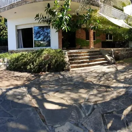 Caldetas Villa Caldes D'Estrach Exterior photo